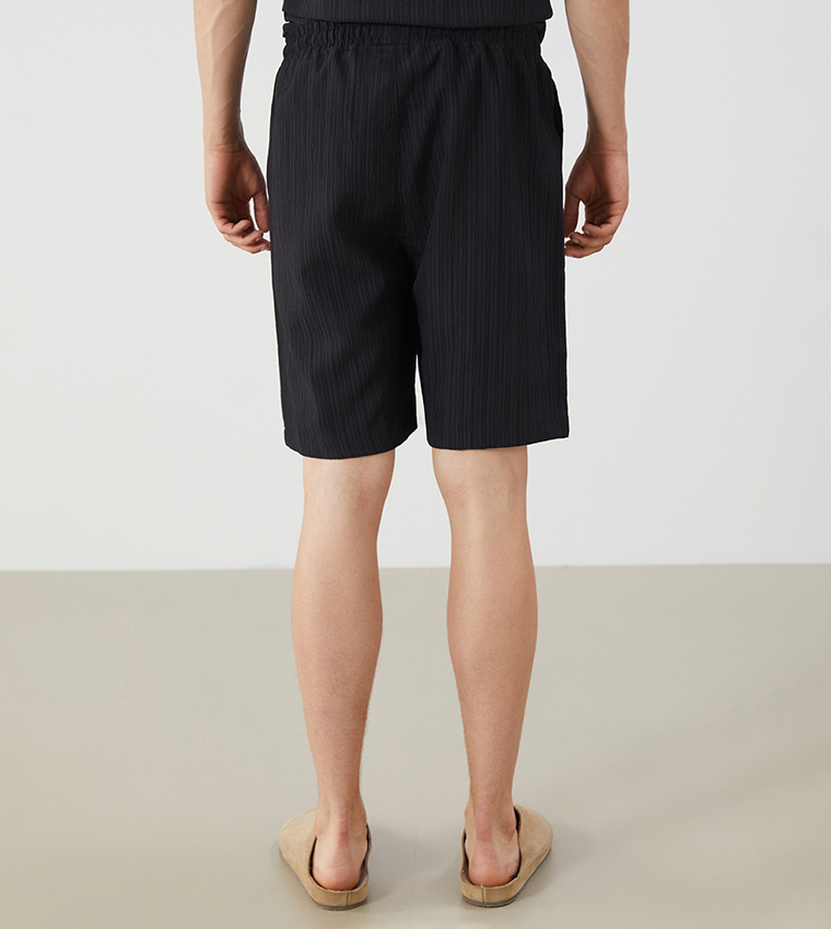 Mid Rise Relaxed Fit Casual Shorts