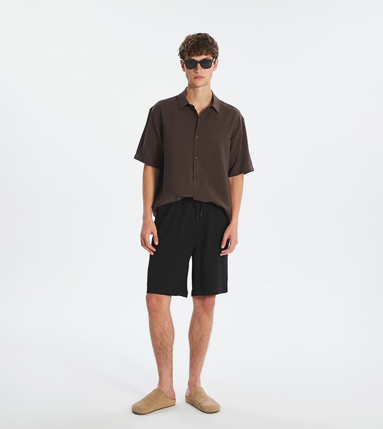 Mid Rise Relaxed Fit Casual Shorts