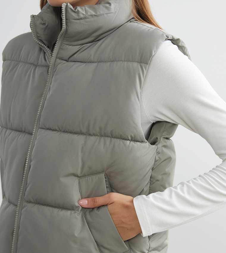 Quilted High-Neck Gilet