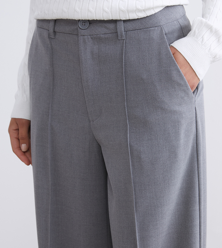 Solid Regular Fit Wide Leg Trousers