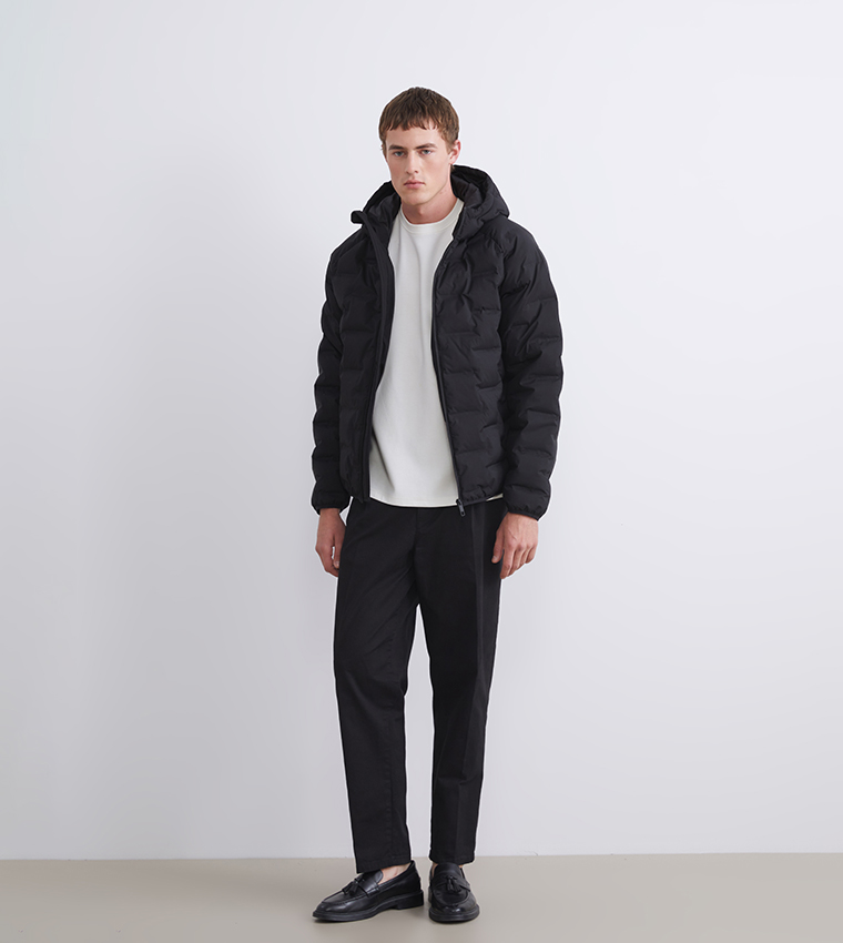 Solid Slim Fit Hooded Puffer Jacket