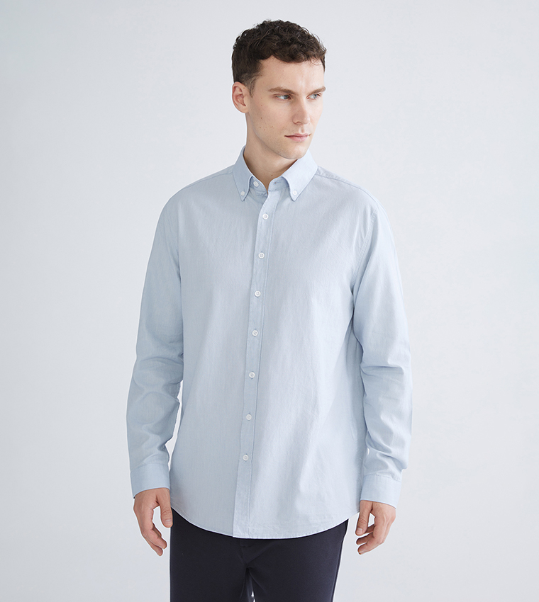 Solid Slim Fit Long Sleeves Oxford Shirt