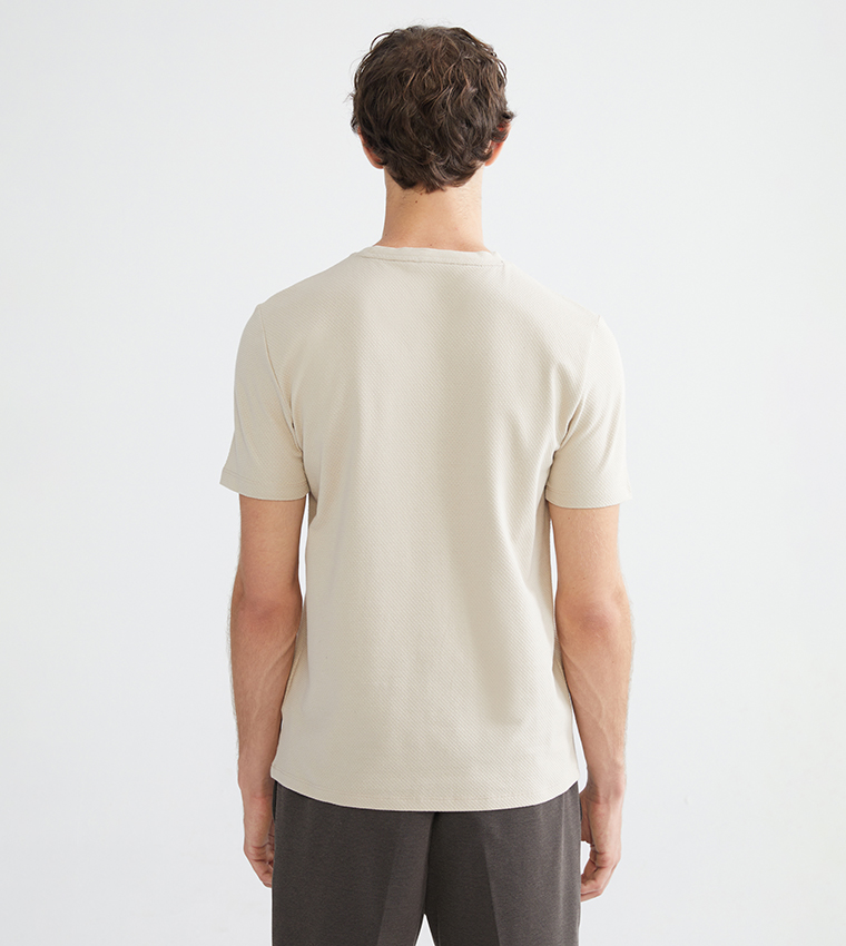 Textured Short Sleeves T-Shirt