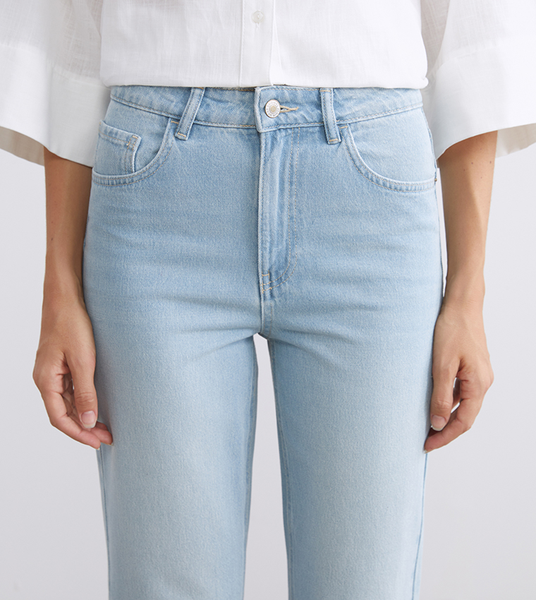 Washed High Waist Straight Fit Jeans