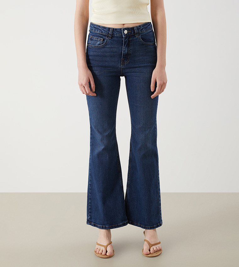 جينز فلير باهت بخصر متوسط 