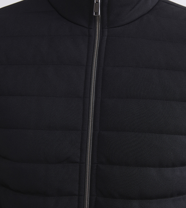 جاكيت رجالي بفر كم طويل بسحاب كامل 