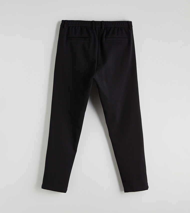 بنطال ضيق بخصر متوسط 