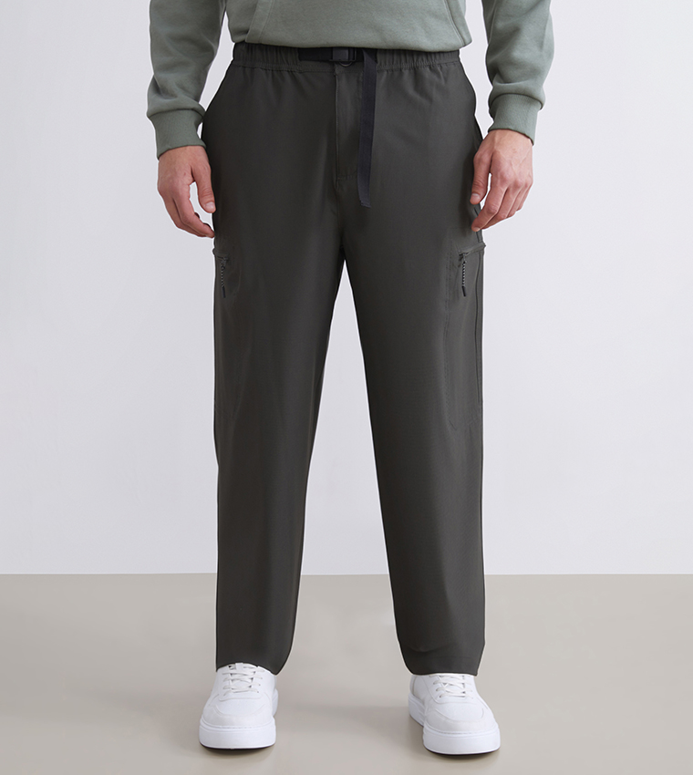 Solid Relaxed Fit Cargo Pants