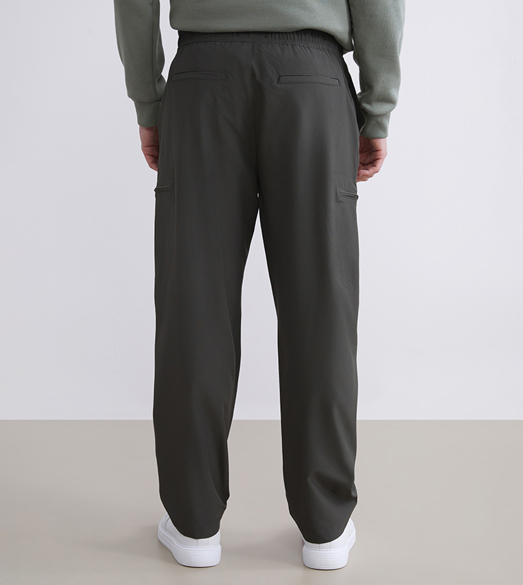 Solid Relaxed Fit Cargo Pants