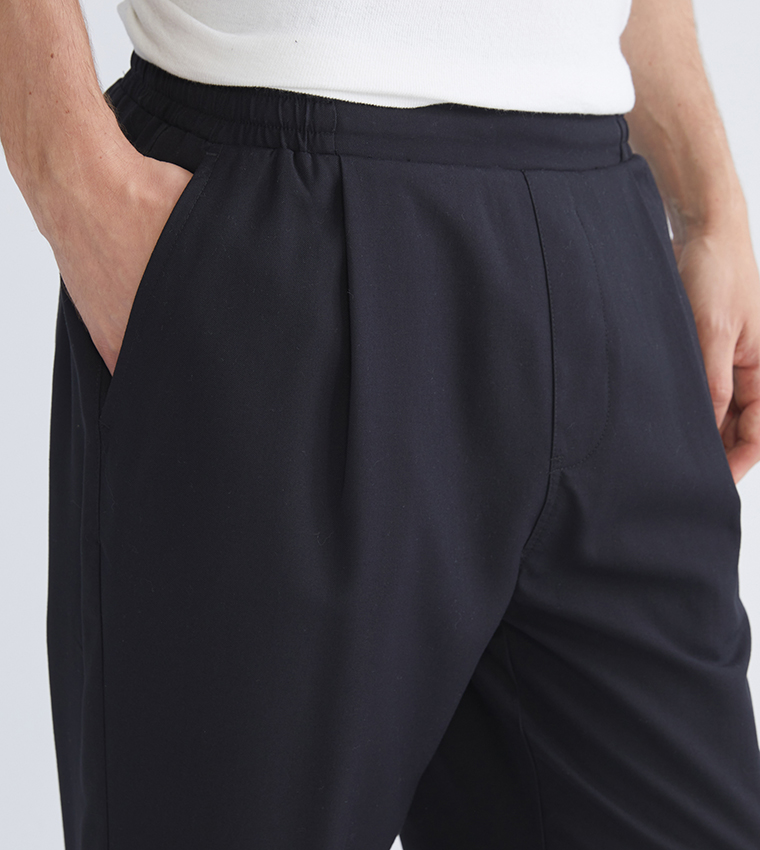 Mid Rise Relaxed Fit Trousers