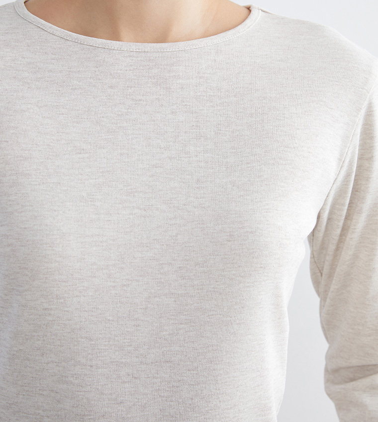 Solid Long Sleeves T-Shirt