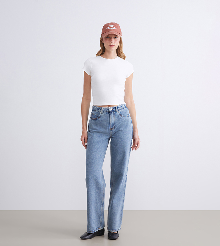 Washed High Rise Straight Fit Jeans