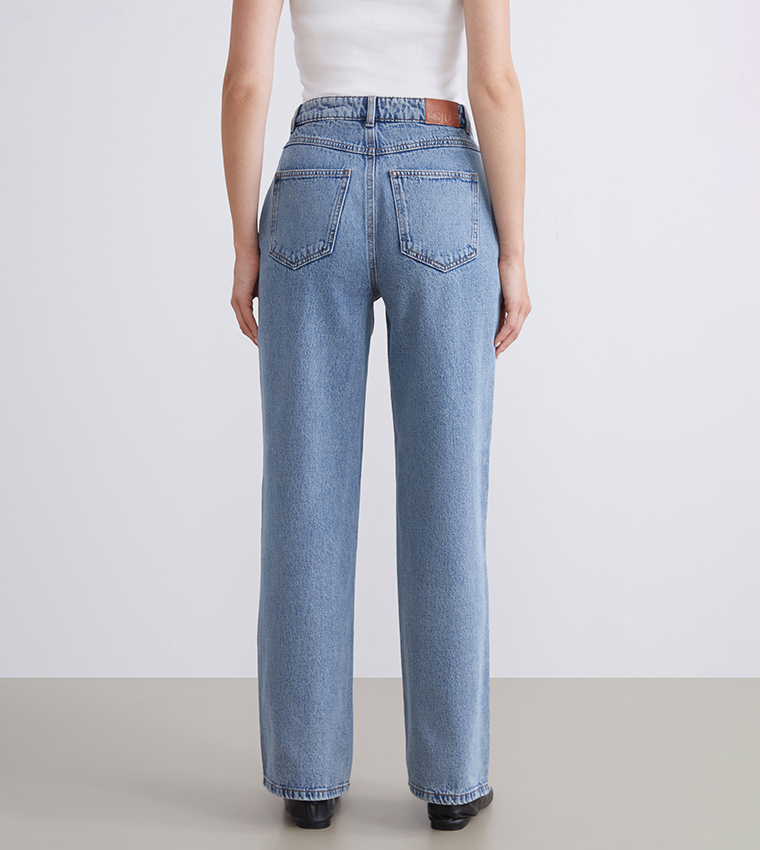 Washed High Rise Straight Fit Jeans