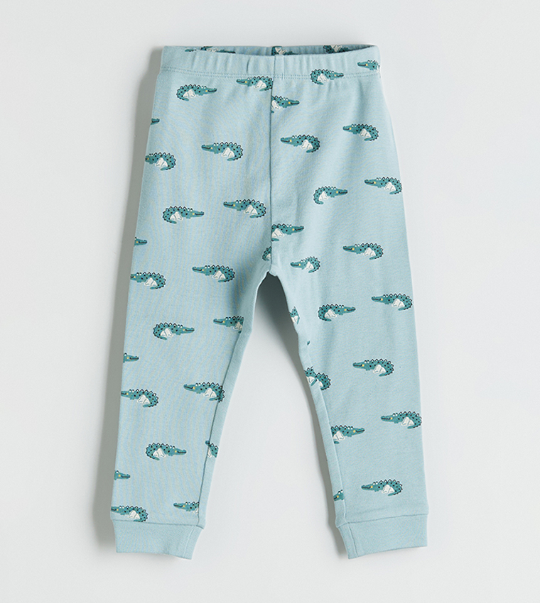 طقم بيجاما برقبة مستديرة بطبعة