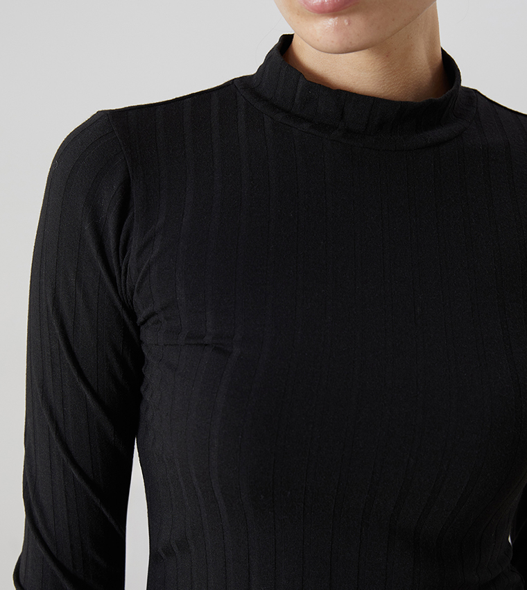 Ribbed Mock Neck T-Shirt
