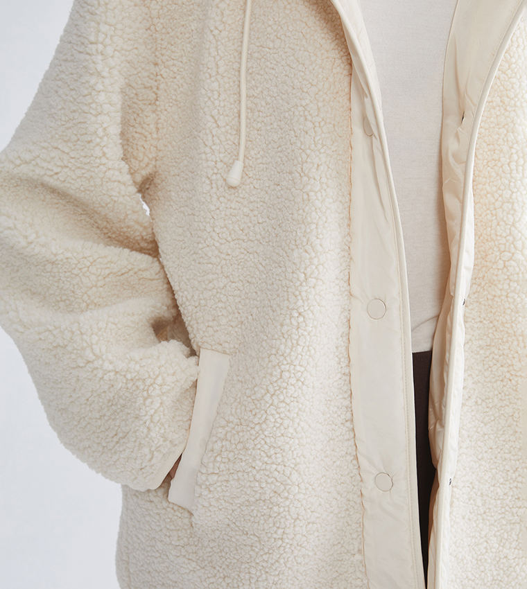 جاكيت بهودي وزر كبس