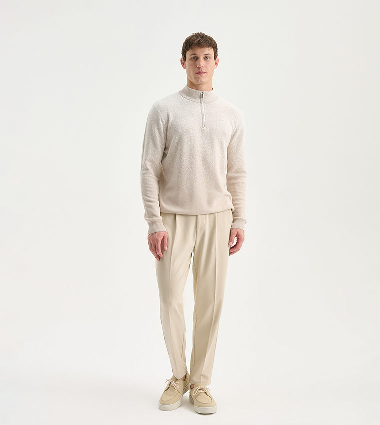 سويتر بياقة عالية 