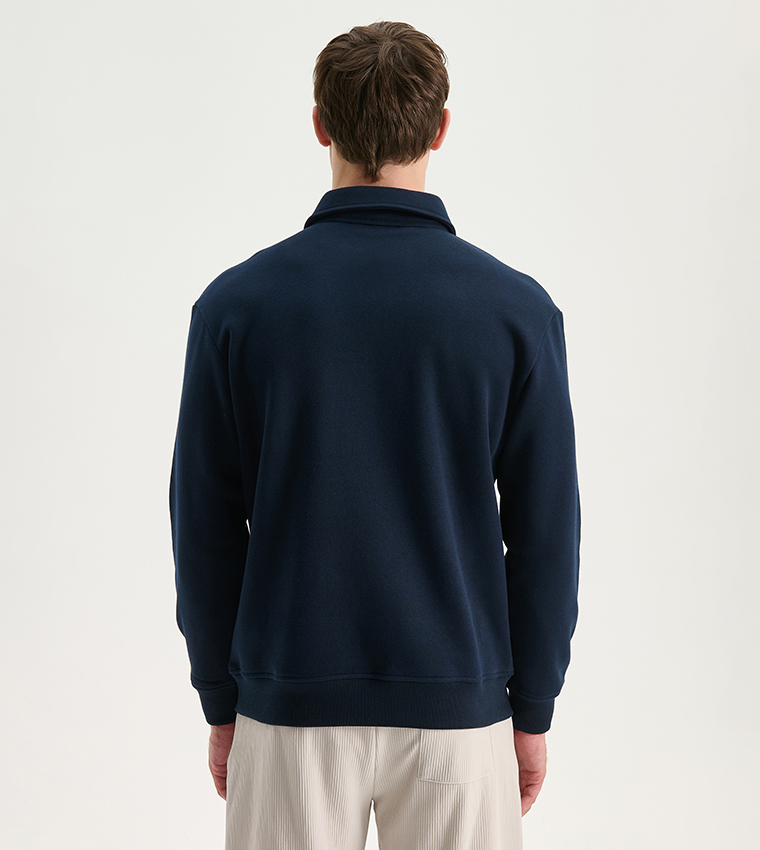 Solid Collared Long Sleeves Sweatshirt