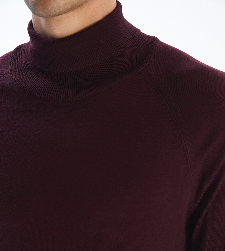 سويتر بقبة سلحفاة 