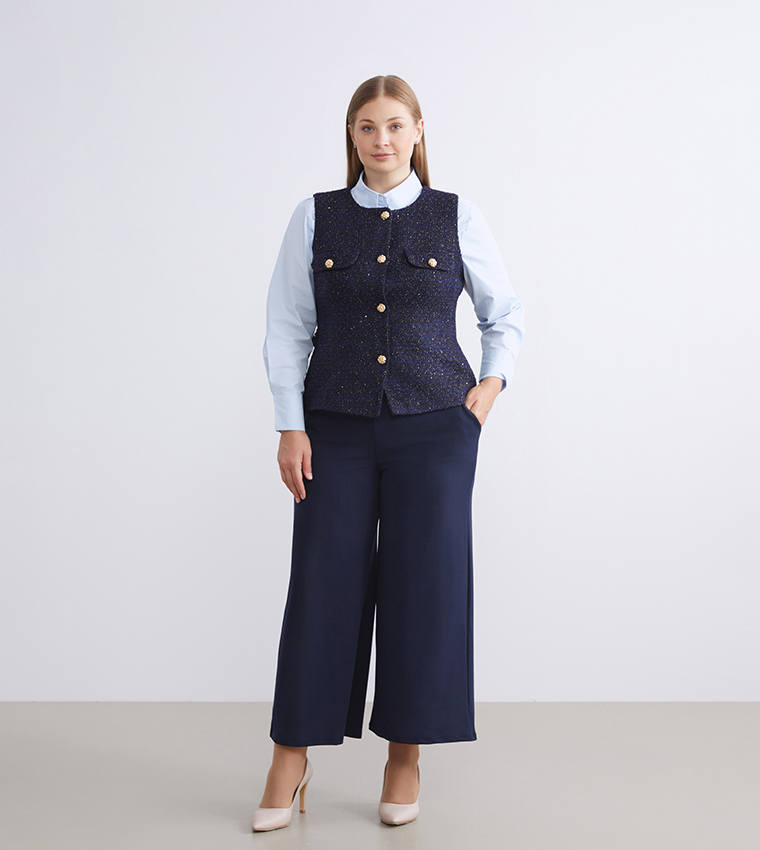 Textured Sleeveless Jacket