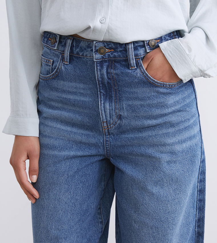Washed High Waist Barrel Fit Jeans
