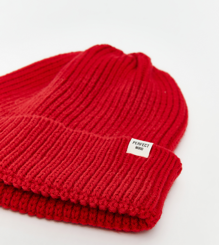 قبعة محبوكة 