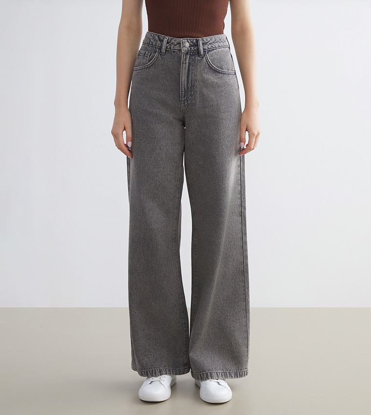 Washed High Waist Relaxed Fit Jeans