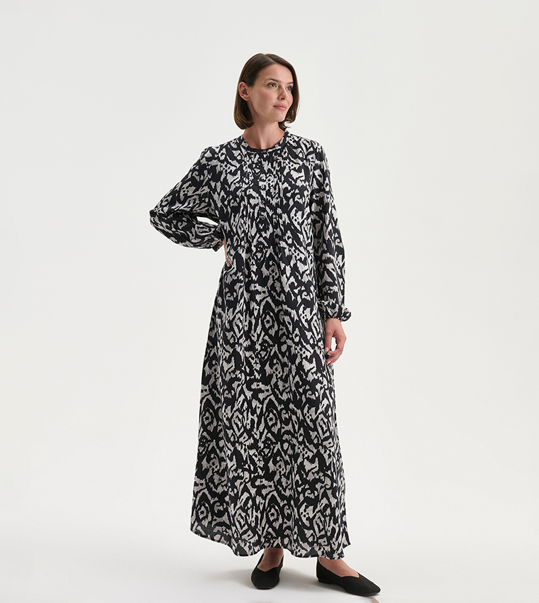 Printed Crew Neck A-Line Maxi Dress