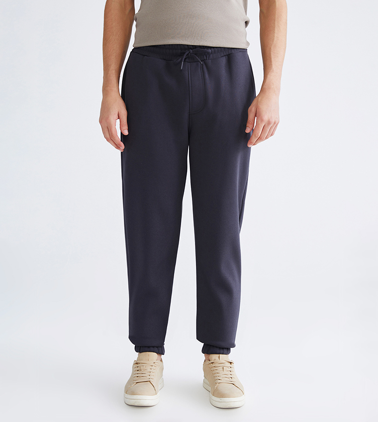 بنطلون جوغر سادة بقصة ستاندرد