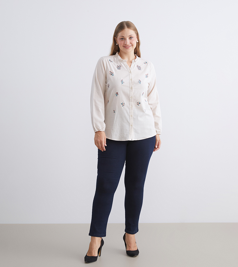 قميص مطرز كم طويل 