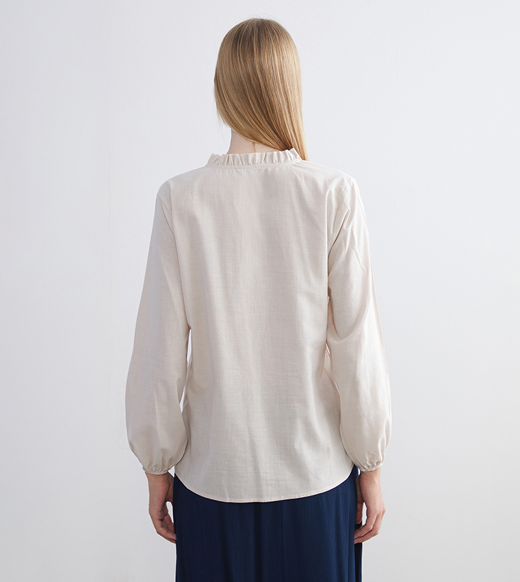 قميص مطرز كم طويل 