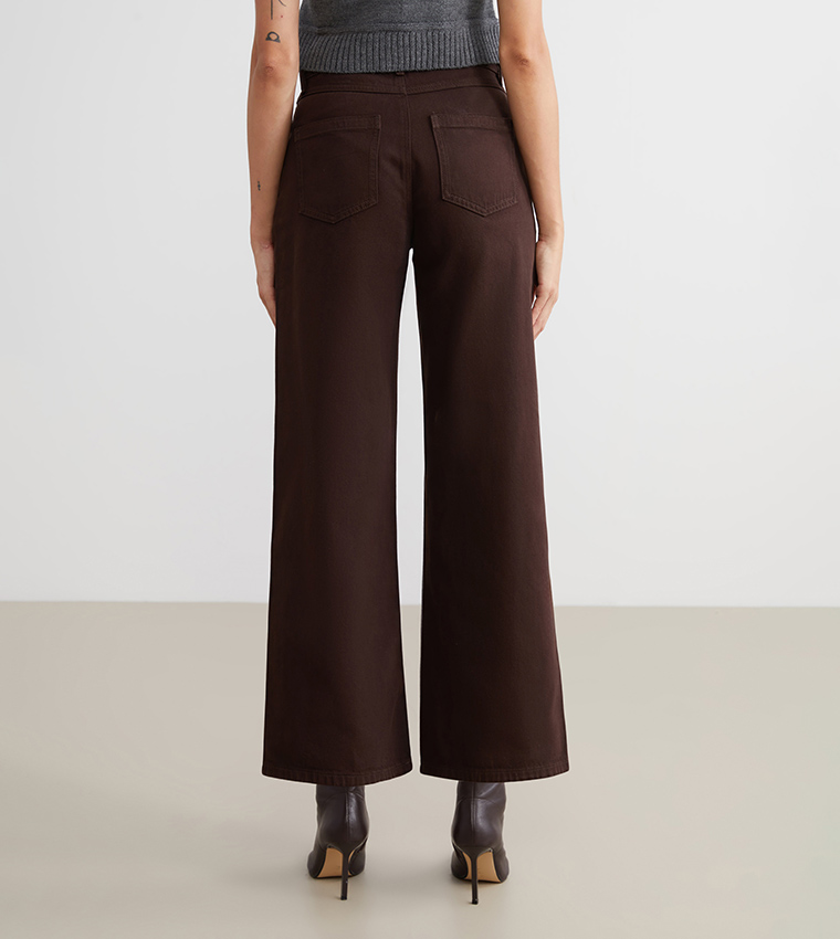 بنطال جينز واسع بخصر عالي 