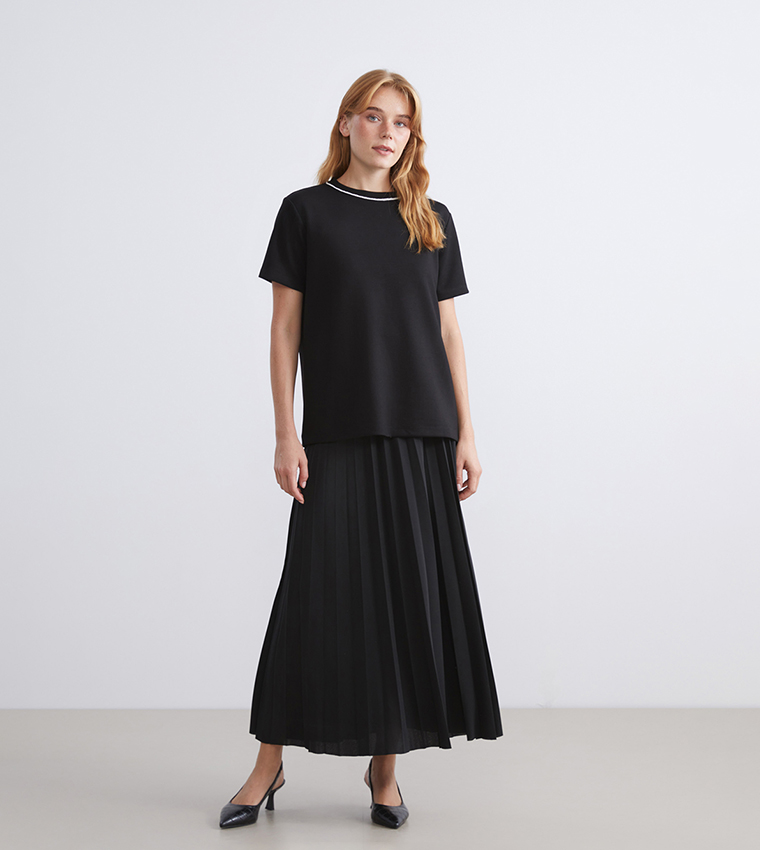 Elastic Waist Pleated Maxi Skirt