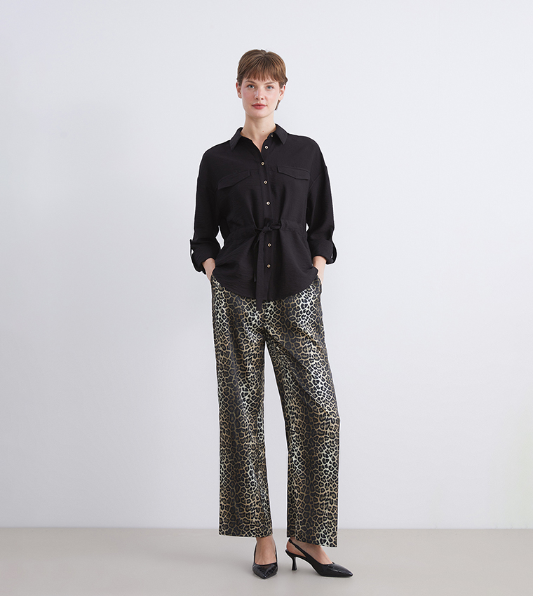 Solid Long Sleeves Belted Shirt