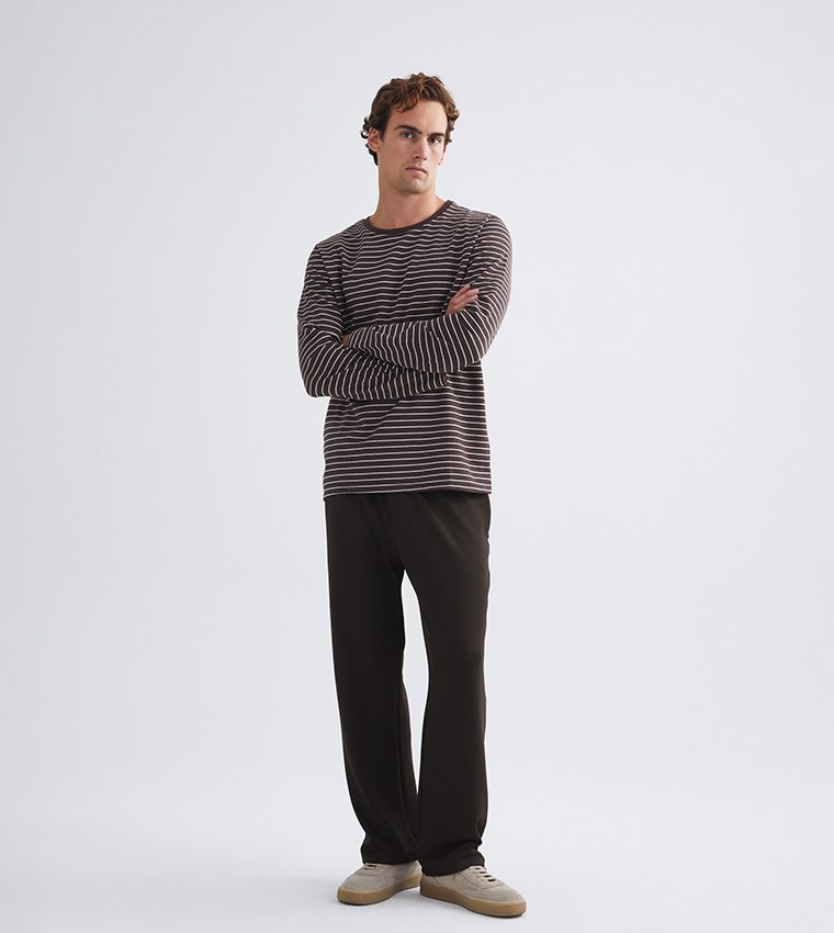Drawstring Waist Slim Fit Sweatpants