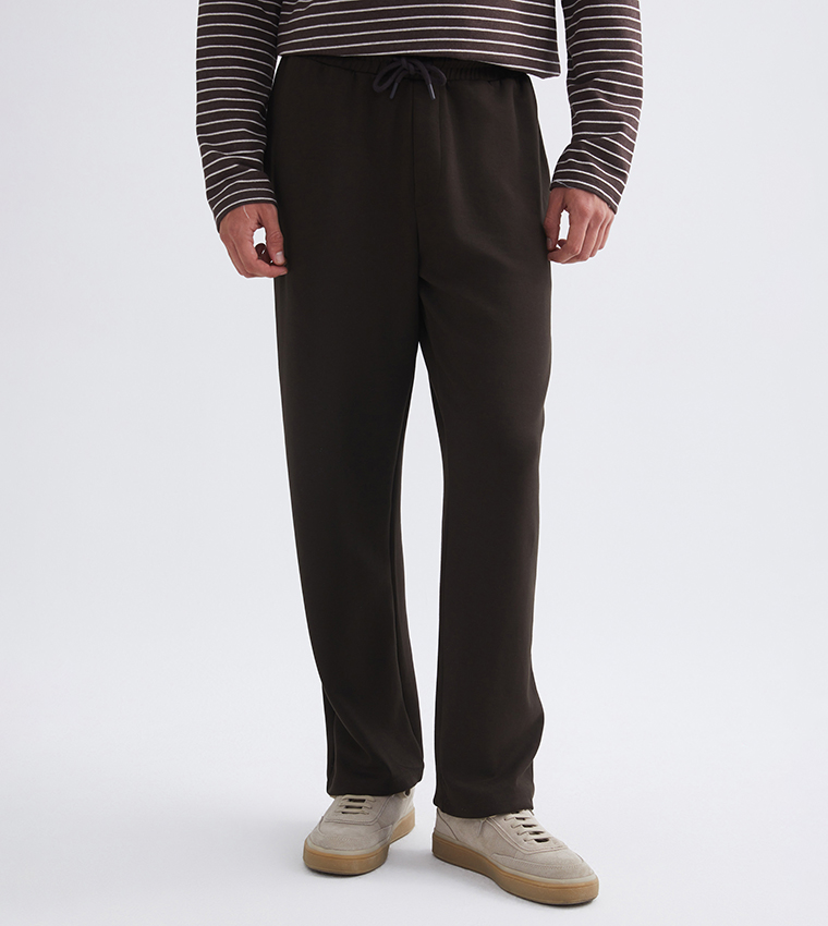 Drawstring Waist Slim Fit Sweatpants