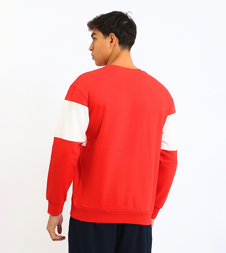 سويتشيرت رجالي بقبة مستديرة وطبعة