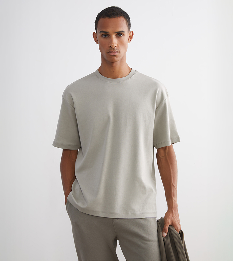Solid Crew Neck T-Shirt