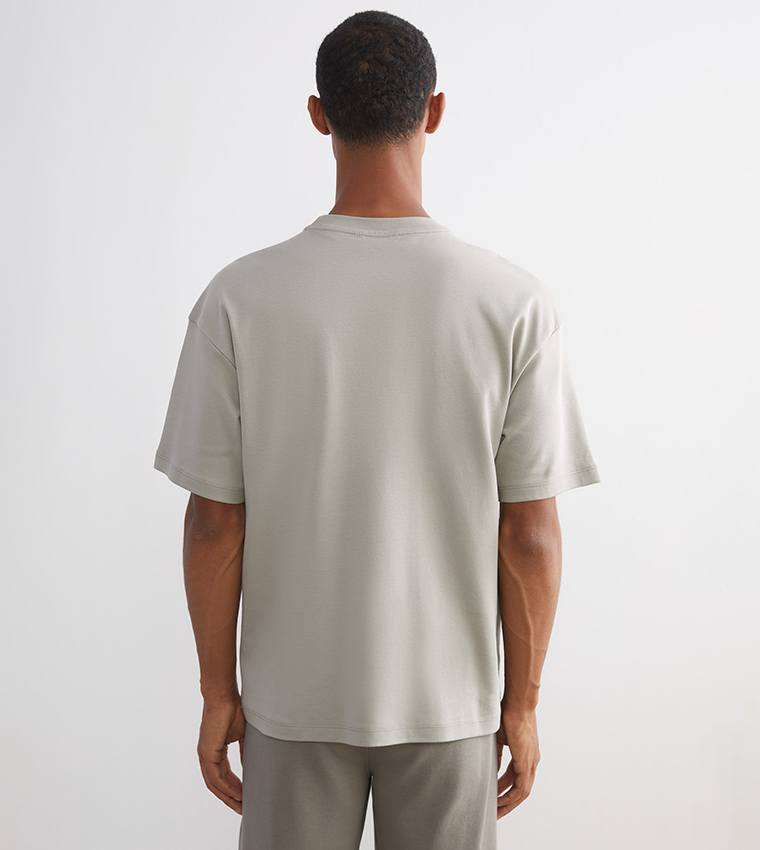 Solid Crew Neck T-Shirt