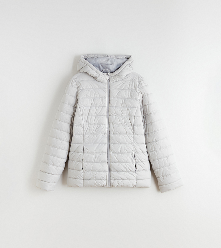 جاكيت مبطن بأكمام طويلة مع هودي