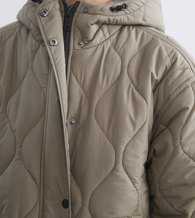 Quilted Long Sleeves Hooded Jacket