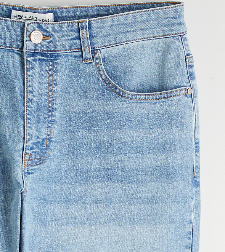 779 Washed Mid Rise Regular Fit Jeans