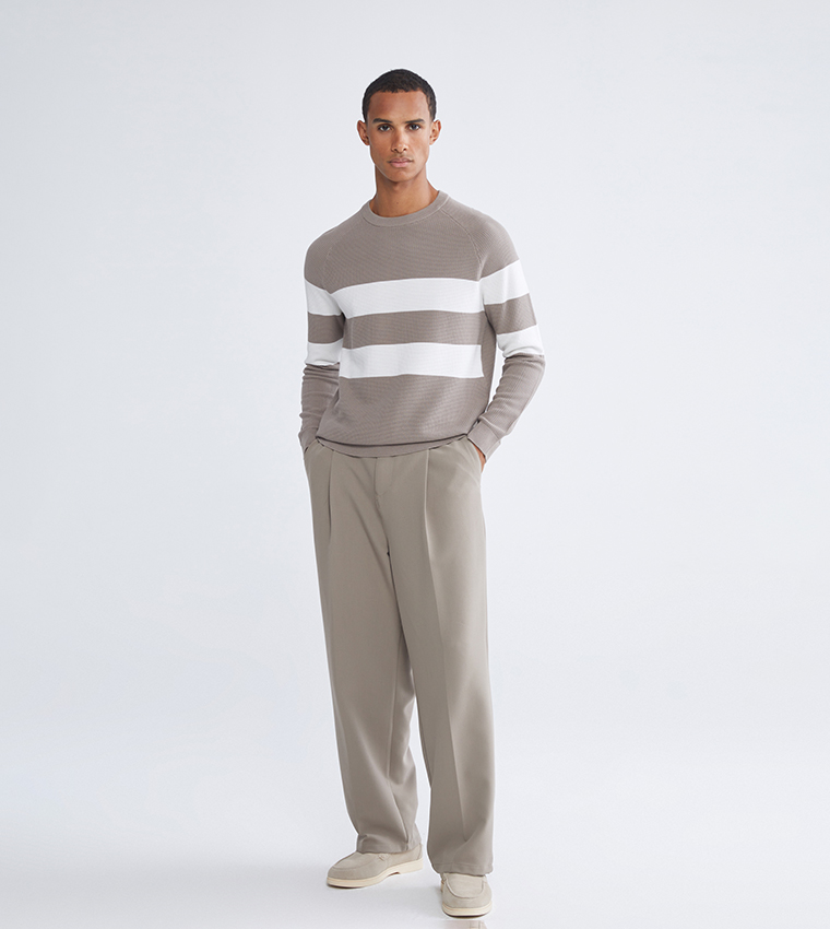 سويتر رجالي محبوك مخطط بقبة مستديرة