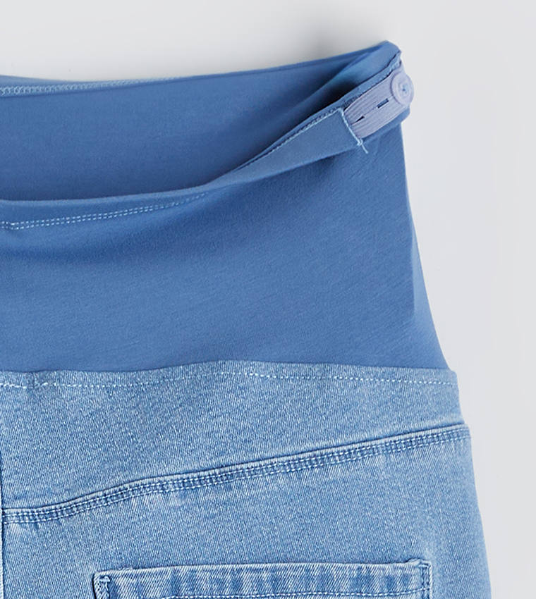 جينز حوامل بقصة مستقيمة مع دعم للبطن