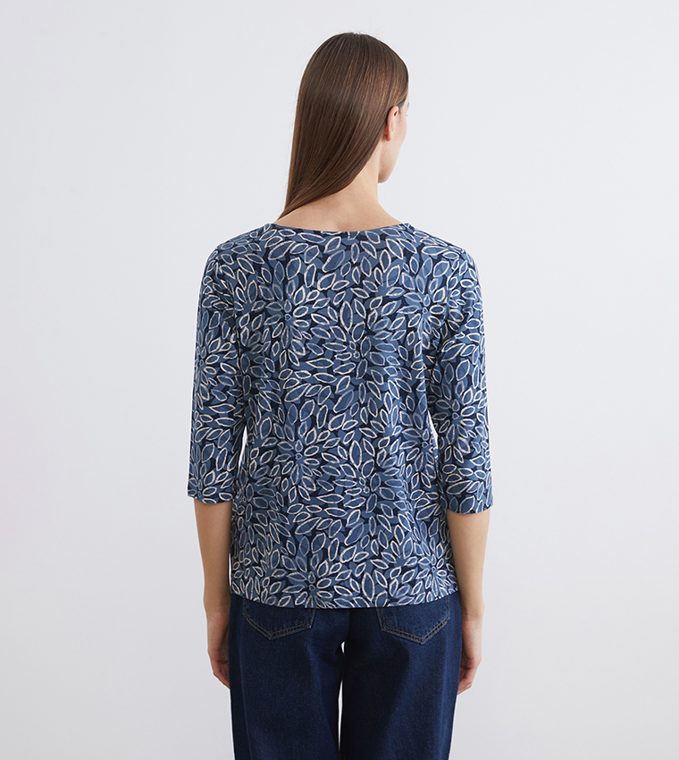 Patterned Crew Neck Top