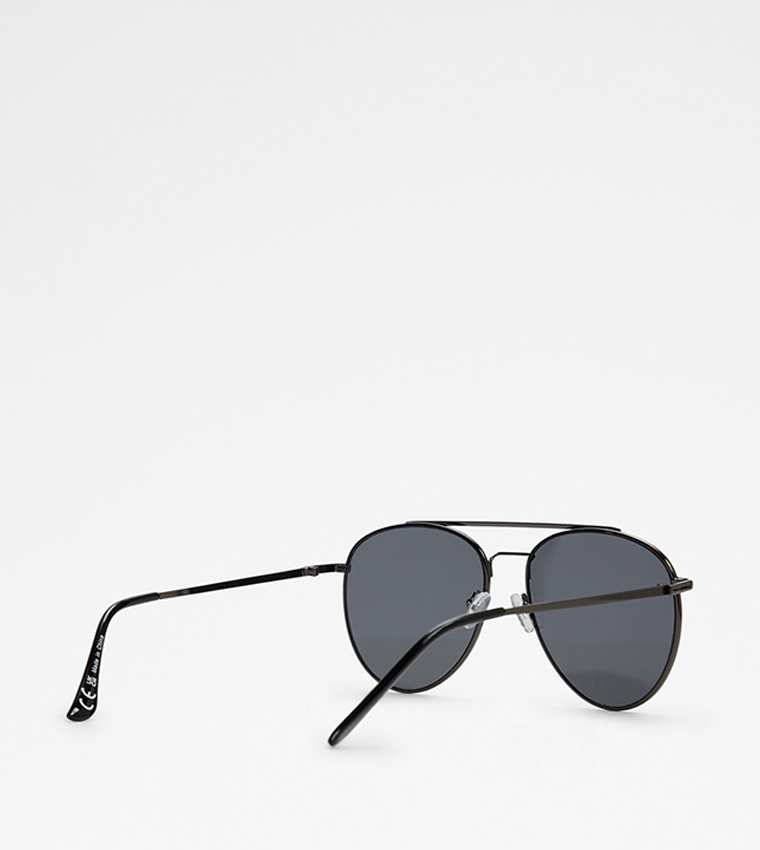 LAROMAW Aviator Sunglasses