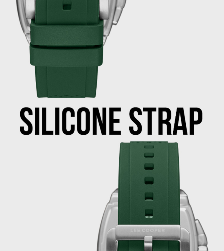 ساعة كرونوغراف بإطار أخضر داكن