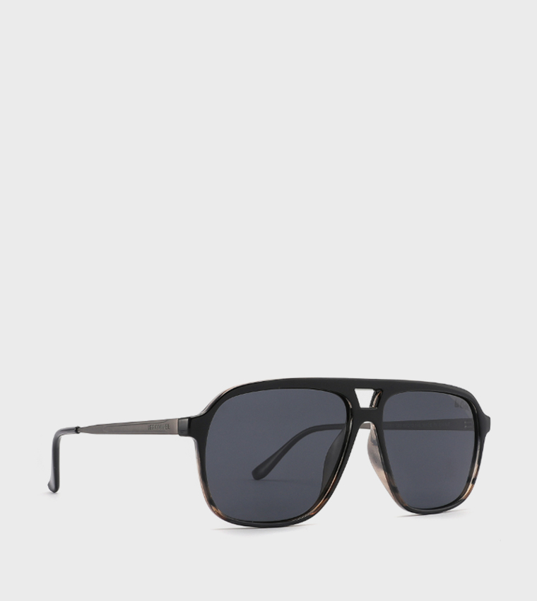 Classic Aviator Sunglasses