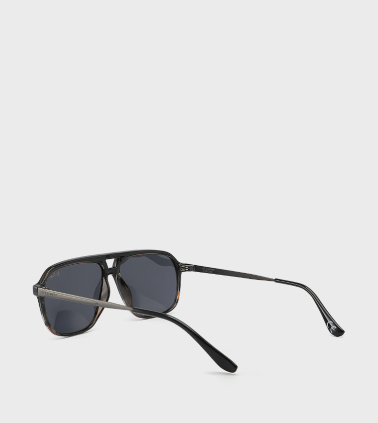 Classic Aviator Sunglasses