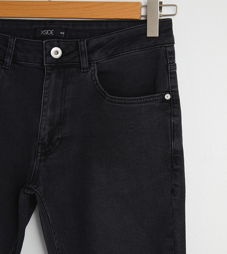 بنطال بقصه ضيقه 750